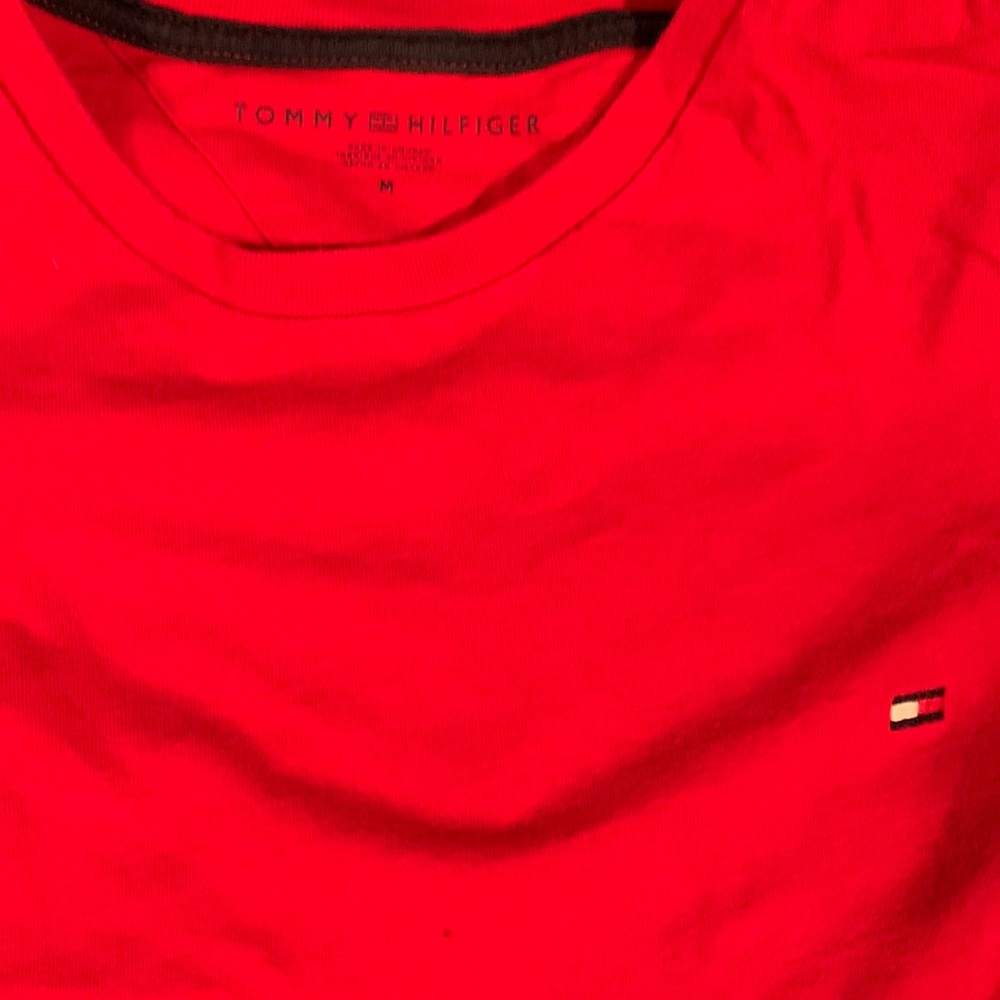 Men’s short sleeve red Tommy Hilfiger shirt